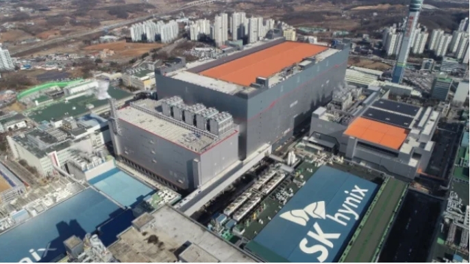 消息稱SK海力士擬新建DRAM工廠 對(duì)在海外其他地區(qū)建廠持開(kāi)放態(tài)度